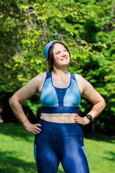 Brassière sport maintien fort SKIN 2 – BLUEBERRY –  Maintien fort et dos féminin